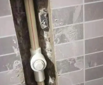 尼玛卫生间测漏水